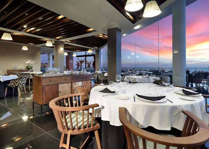 하드 록 테네리페 5* 아데제