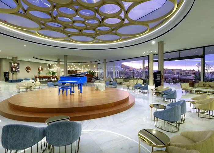 하드 록 테네리페 아데제